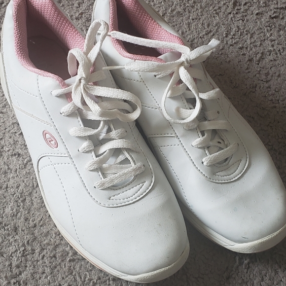 WOMANS BOWLING SHOES 10 - Picture 1 of 3